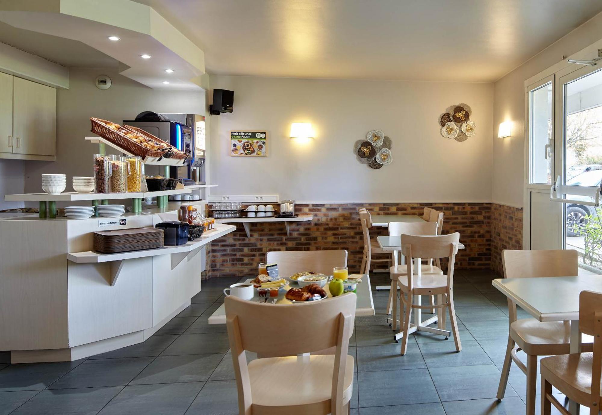 B&B Hôtel SACLAY Saclay Exterior foto